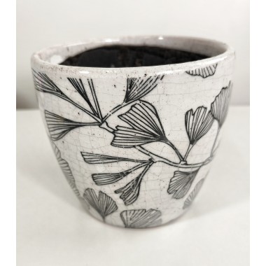 Macetero cerámico blanco con dibujo de hojas de Ginkgo Biloba. Efecto craquelado.