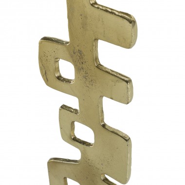 Escultura de aluminio de 88 cm de altura con acabado dorado.