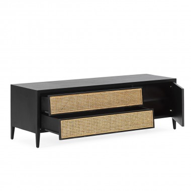 Mueble de televisión con estructura en madera negra y frontales de ratán. Patas metálicas negras.