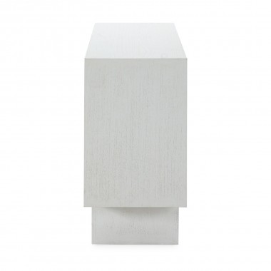 Aparador de madera de cedro con puertas texturadas y detalles en dorado. Disponible en acabado blanco y negro.