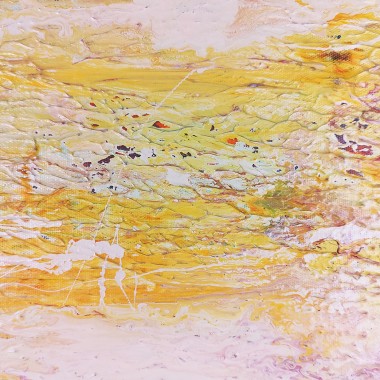 Cuadro abstracto en tonalidades amarillas, rojizas y blancas pintado mediante técnica mixta sobre acrílico.