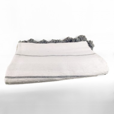 Manta o cubre sofá marroquí de 1,55 x 2,2 m en blanco con rayas horizontales finas de color grisáceo